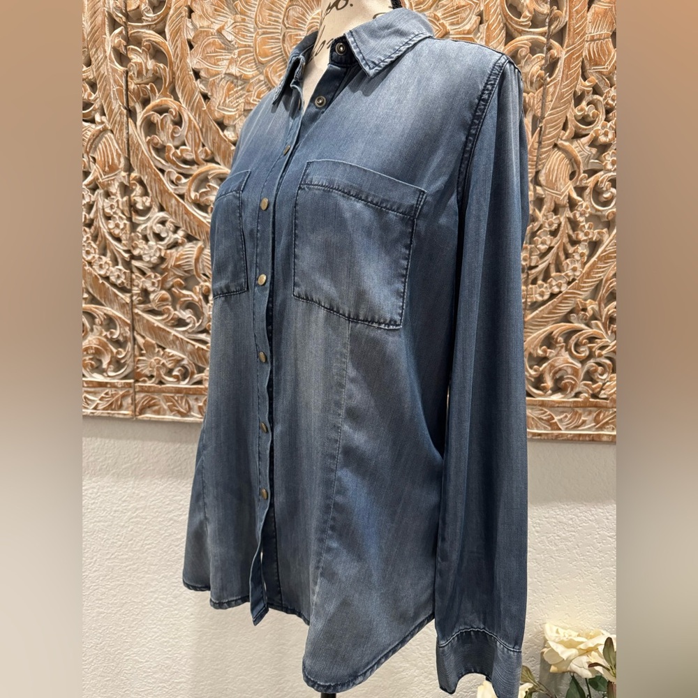 Guess Snap Buttons, 100% Tencel, Long Sleeve, Blue Denim-like Shirt- size S - Picture 5 of 16